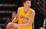 中国球员NBA单场最高分：周琦6分，杨瀚森9分，姚明纪录天花板|王治郅|中国篮球|波特兰开拓者队|内线_新浪体育_新浪新闻